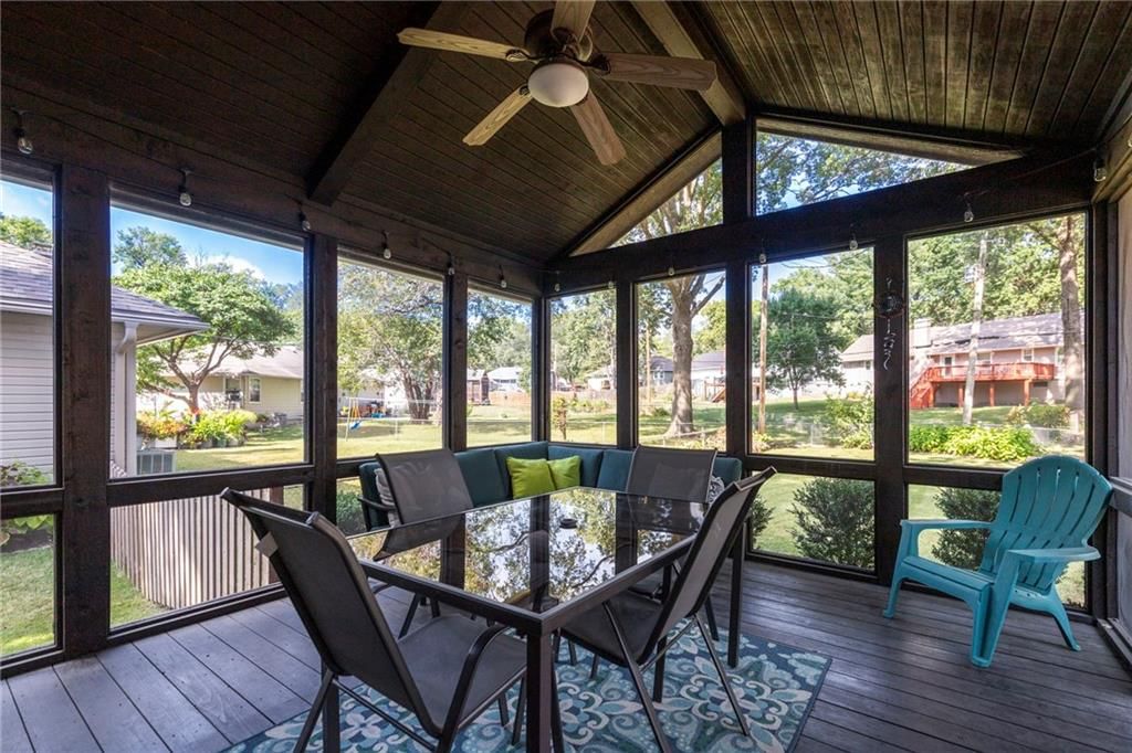 8921 CONSER Drive — photo 27