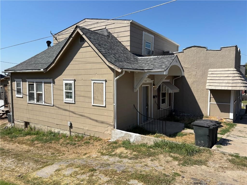 5106 BARBARA Street — photo 3
