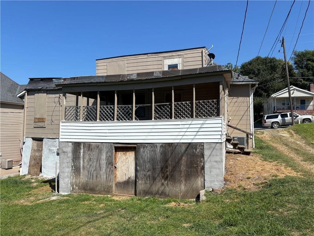 5106 BARBARA Street — photo 4