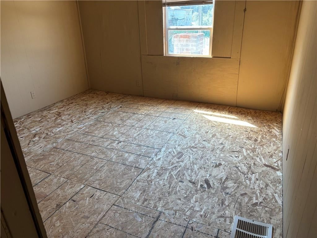 5106 BARBARA Street — photo 8