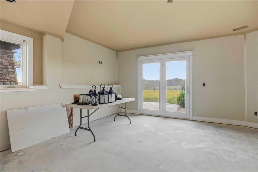 17688 Golden Road — photo 30