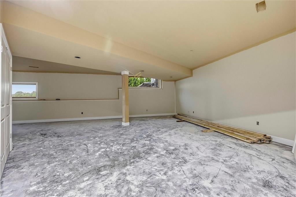 17688 Golden Road — photo 40