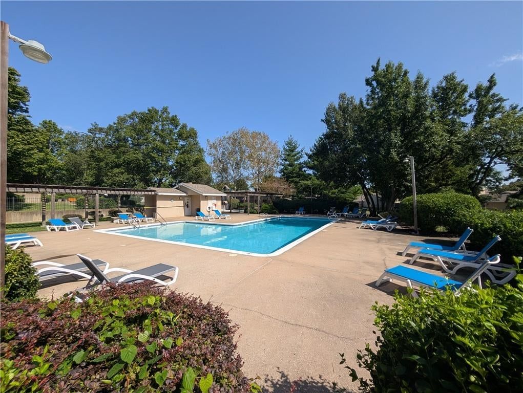 12836 W 108th Street — photo 35