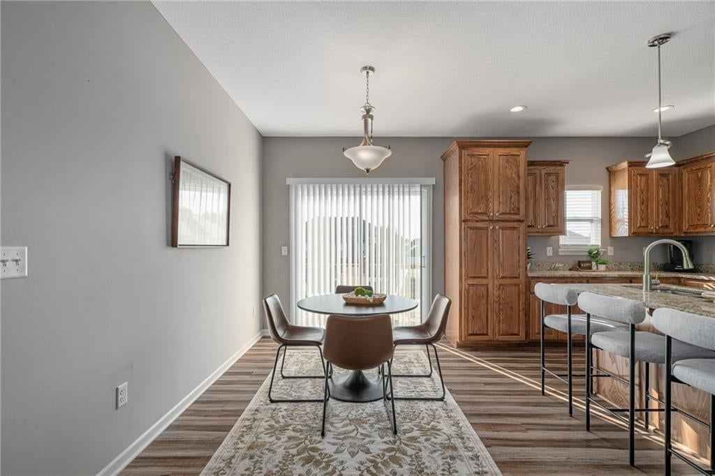 941 N Cottonwood Court — photo 12