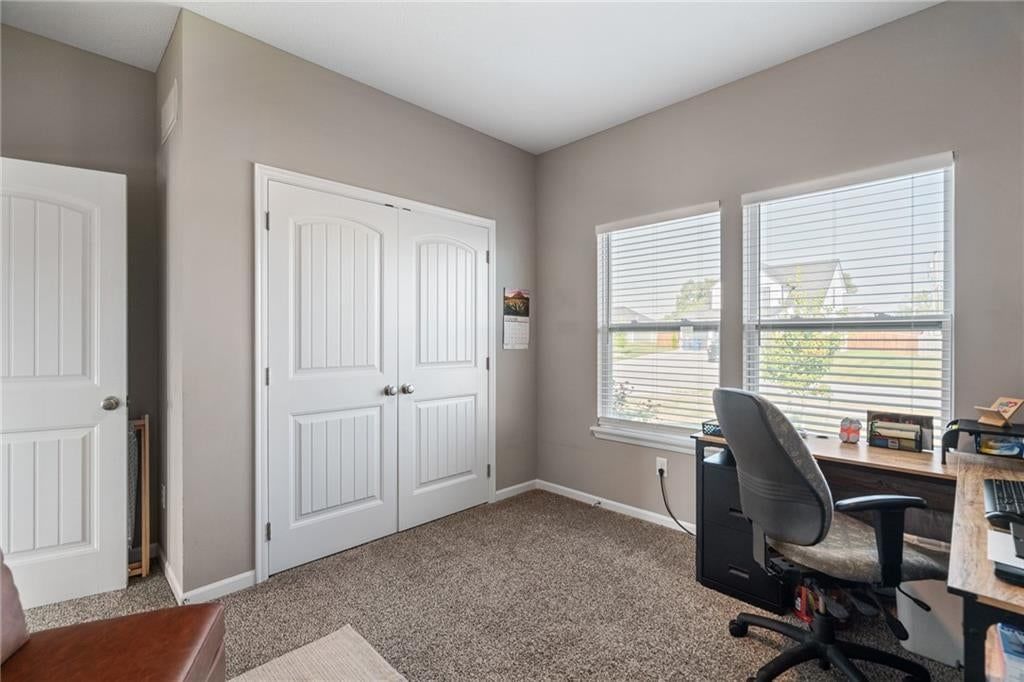 941 N Cottonwood Court — photo 23