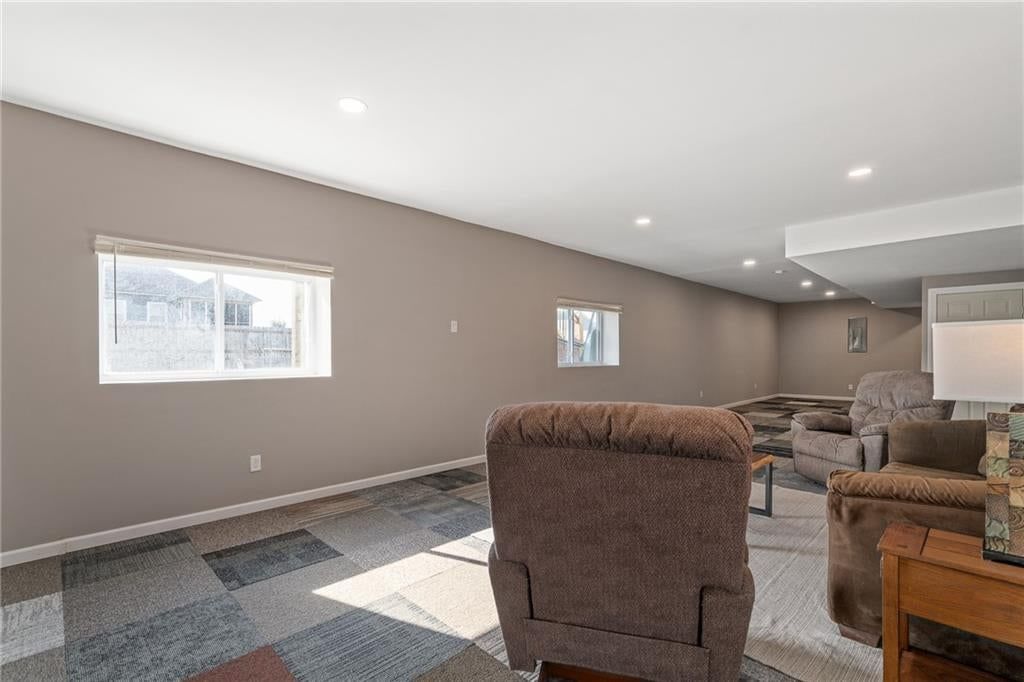 941 N Cottonwood Court — photo 28
