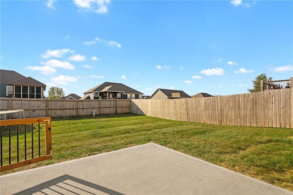 941 N Cottonwood Court — photo 32