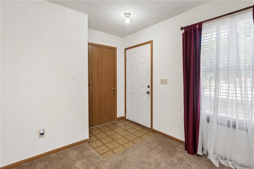 7841 Freeman Avenue — photo 5