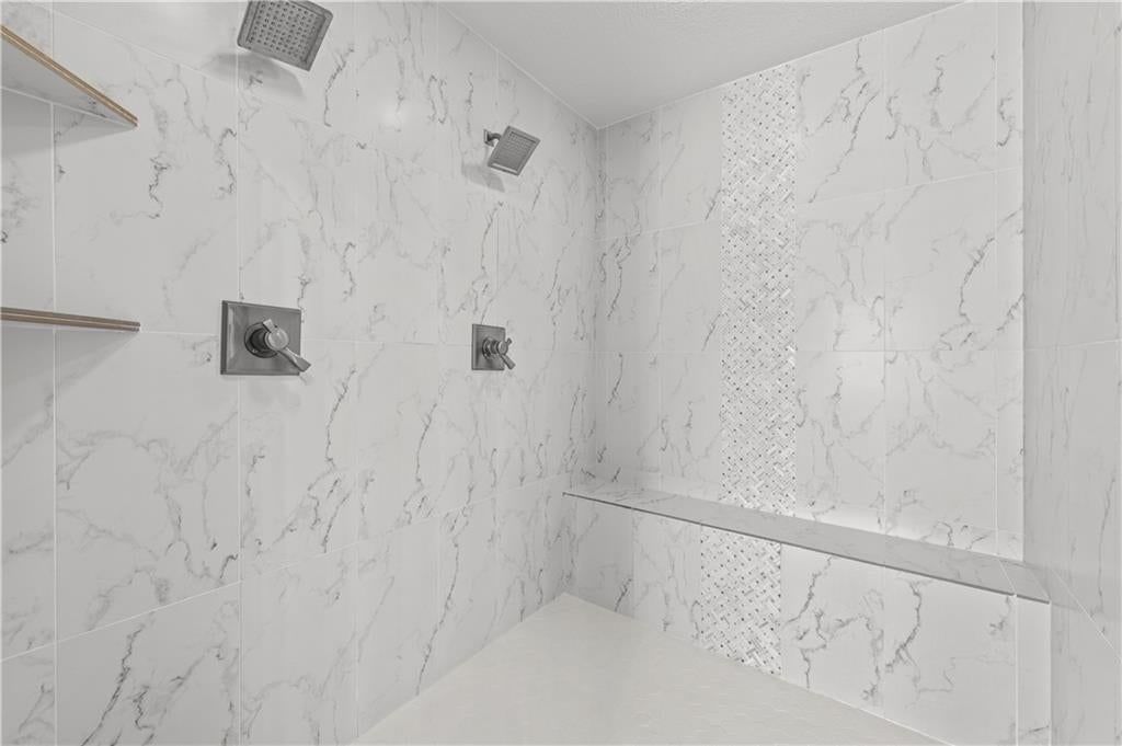 16408 Rosehill Street — photo 34