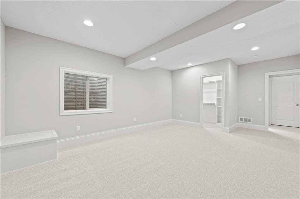 16408 Rosehill Street — photo 49