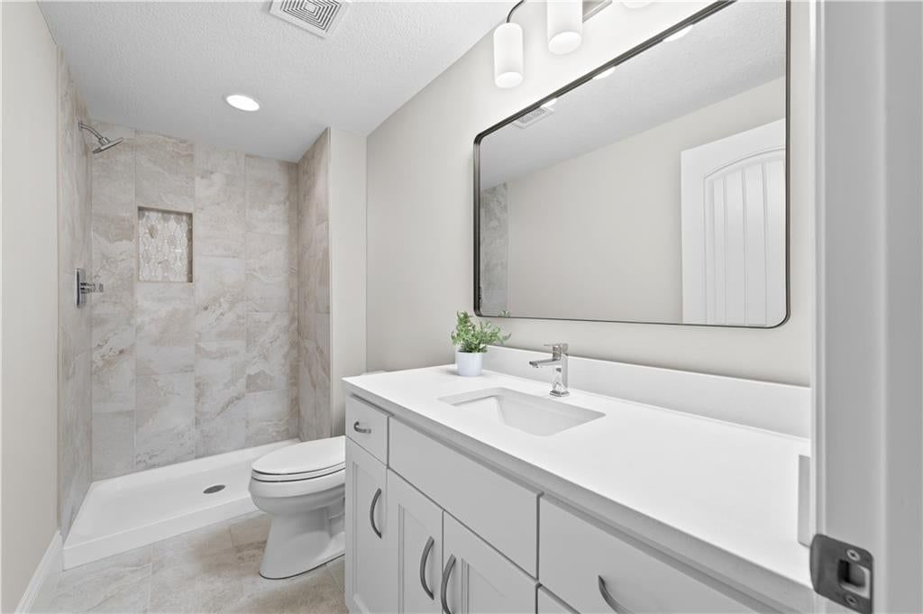 16408 Rosehill Street — photo 50