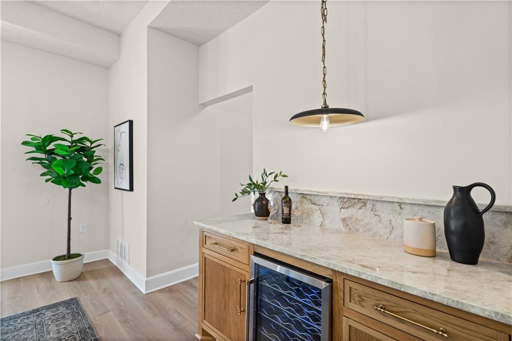 3530 Kenwood Avenue — photo 11