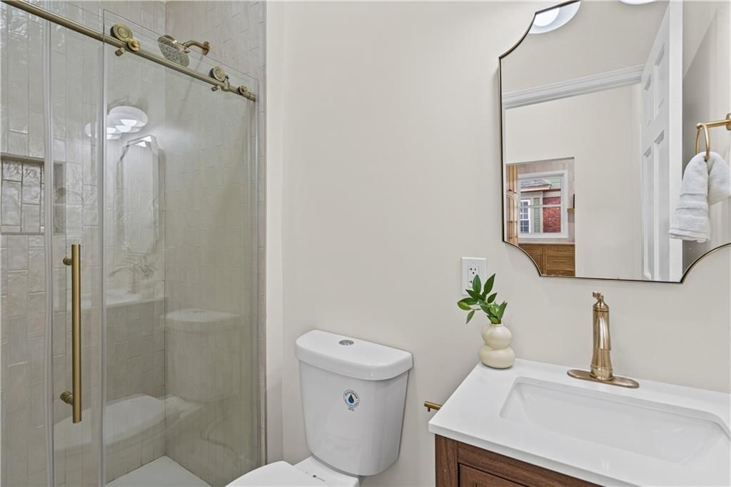 3530 Kenwood Avenue — photo 19