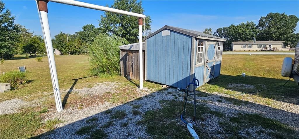 27307 SUNSET Drive — photo 16