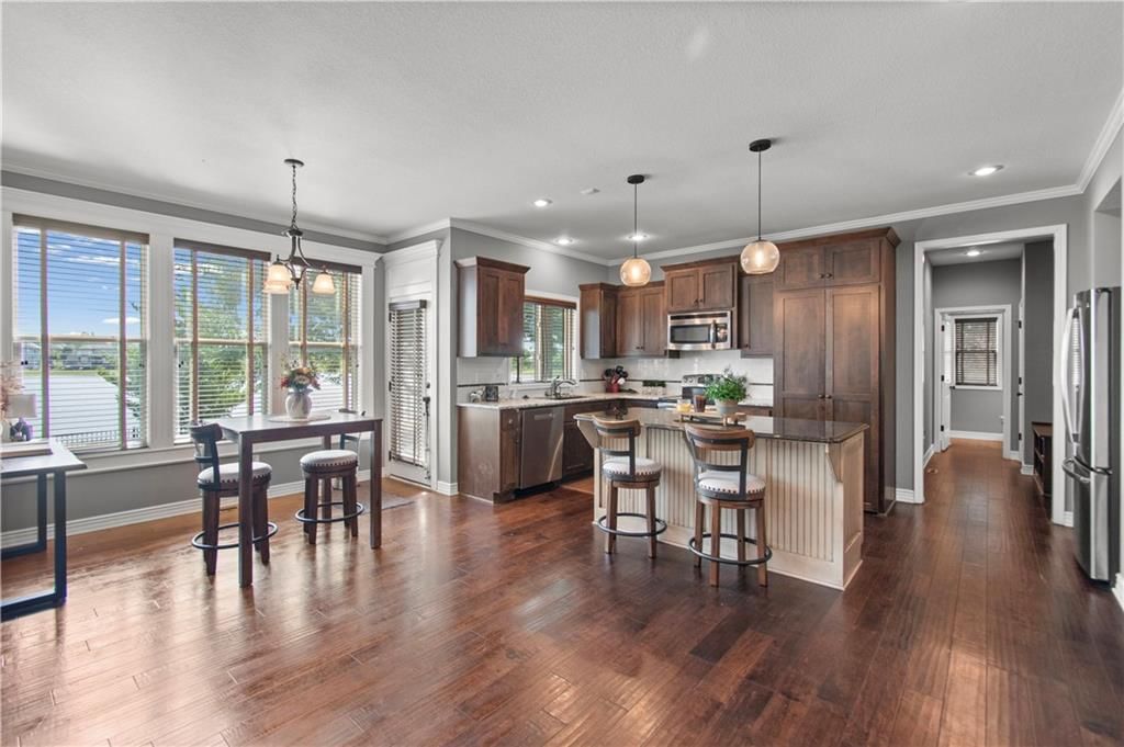 Photo 10 of 53 - 8808 SW 4TH Street, Blue Springs, MO 64064