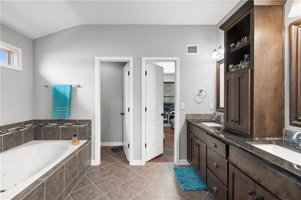 Photo 20 of 53 - 8808 SW 4TH Street, Blue Springs, MO 64064