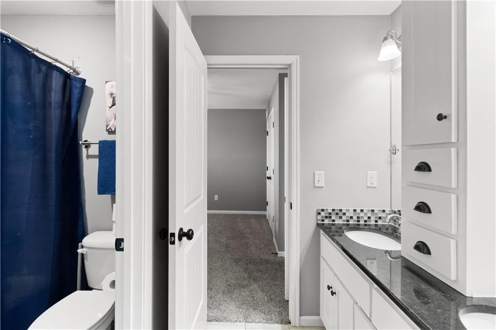 Photo 27 of 53 - 8808 SW 4TH Street, Blue Springs, MO 64064