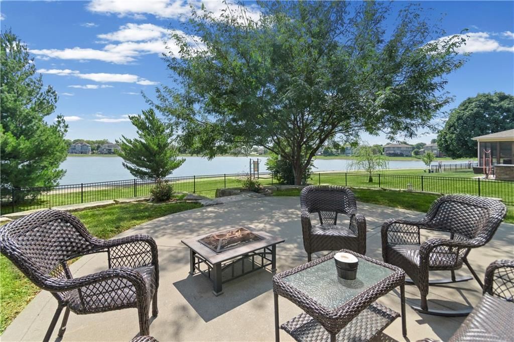 Photo 39 of 53 - 8808 SW 4TH Street, Blue Springs, MO 64064