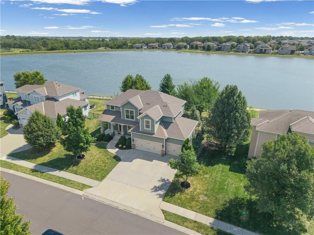 Photo 40 of 53 - 8808 SW 4TH Street, Blue Springs, MO 64064