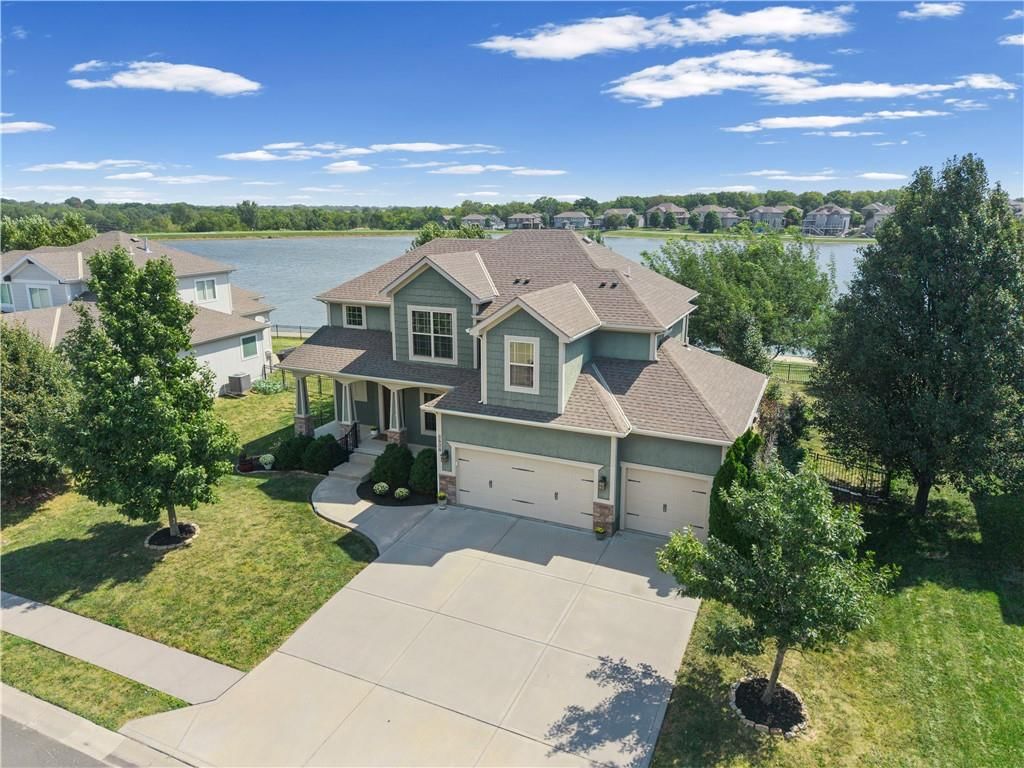 Photo 41 of 53 - 8808 SW 4TH Street, Blue Springs, MO 64064
