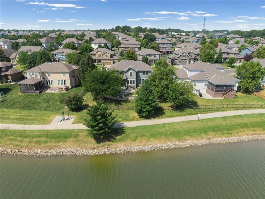 Photo 45 of 53 - 8808 SW 4TH Street, Blue Springs, MO 64064