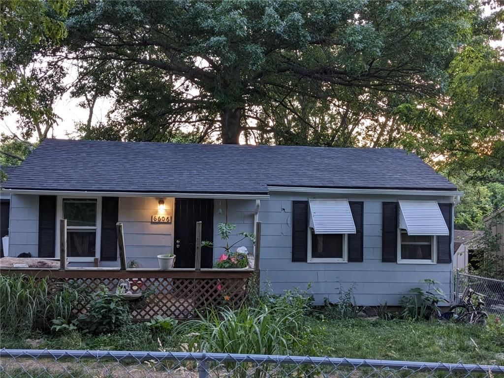 6606 manchester Avenue, Kansas City, MO