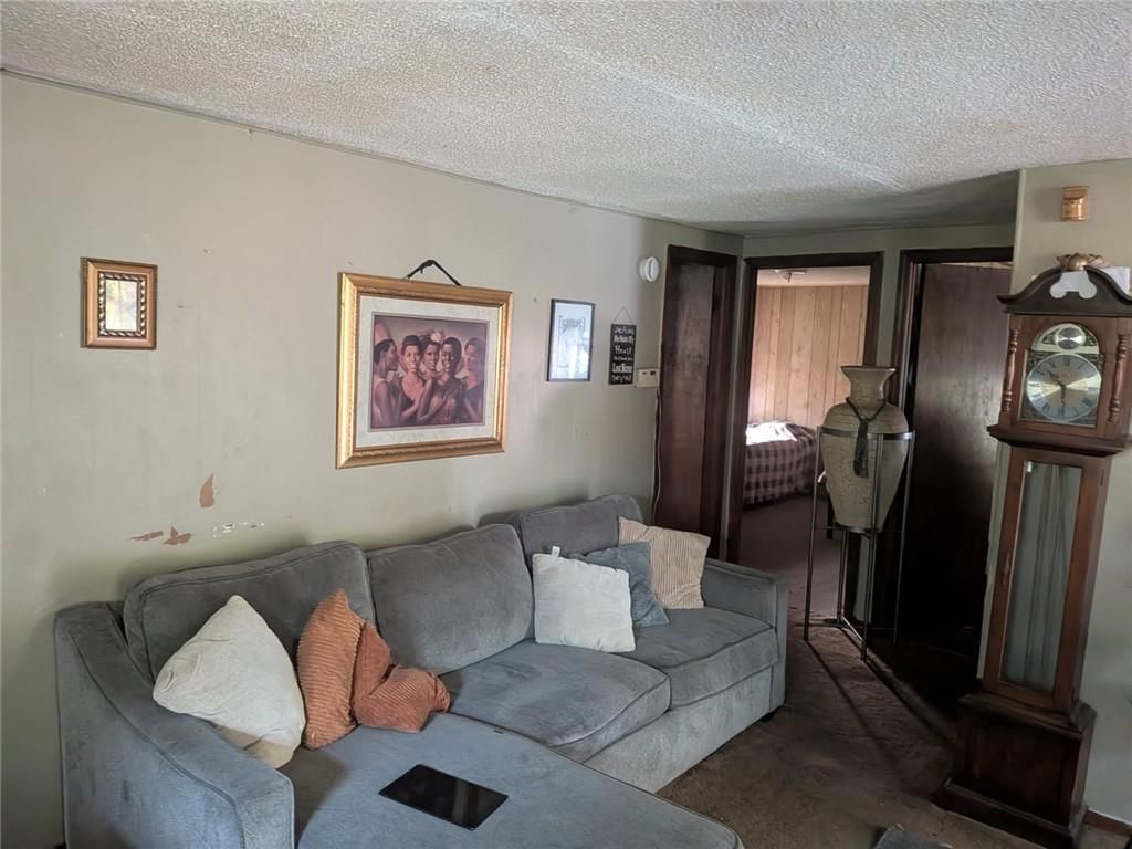 6606 manchester Avenue, Kansas City, MO: listing photo 2