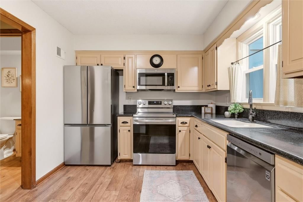 11114 W 113th Terrace — photo 14