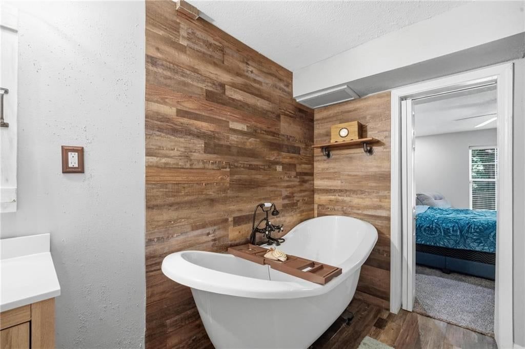 5108 E 39th Street — photo 30