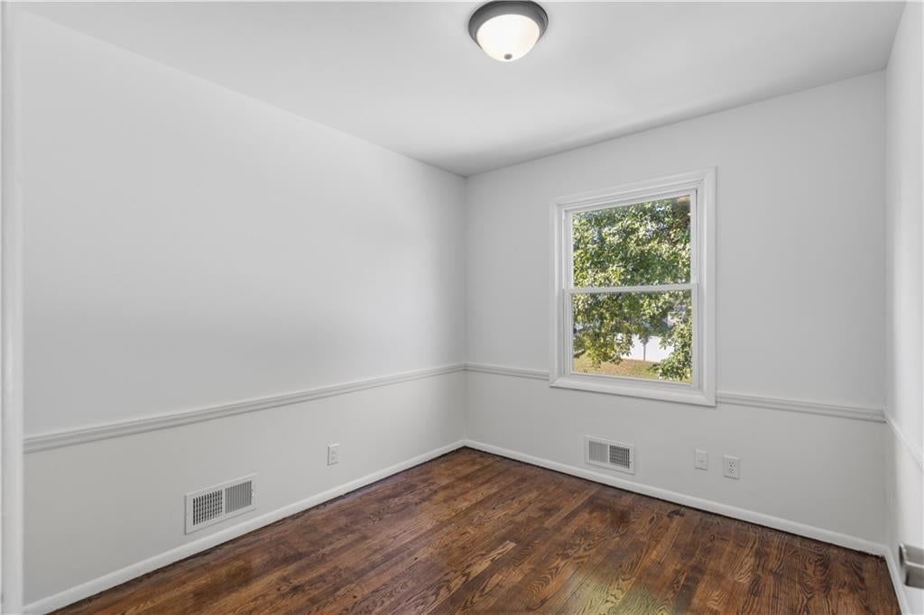 4507 E 47th Street — photo 10