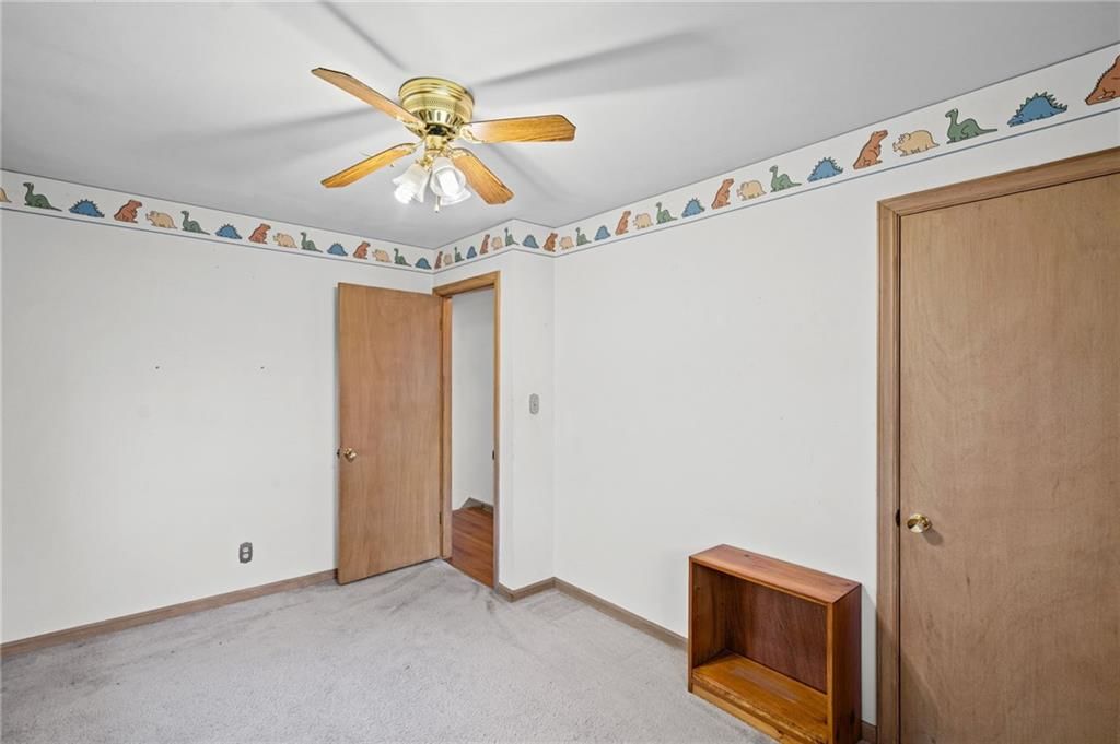 Photo 22 of 32 - 7426 Stearns Street, Shawnee, KS 66203