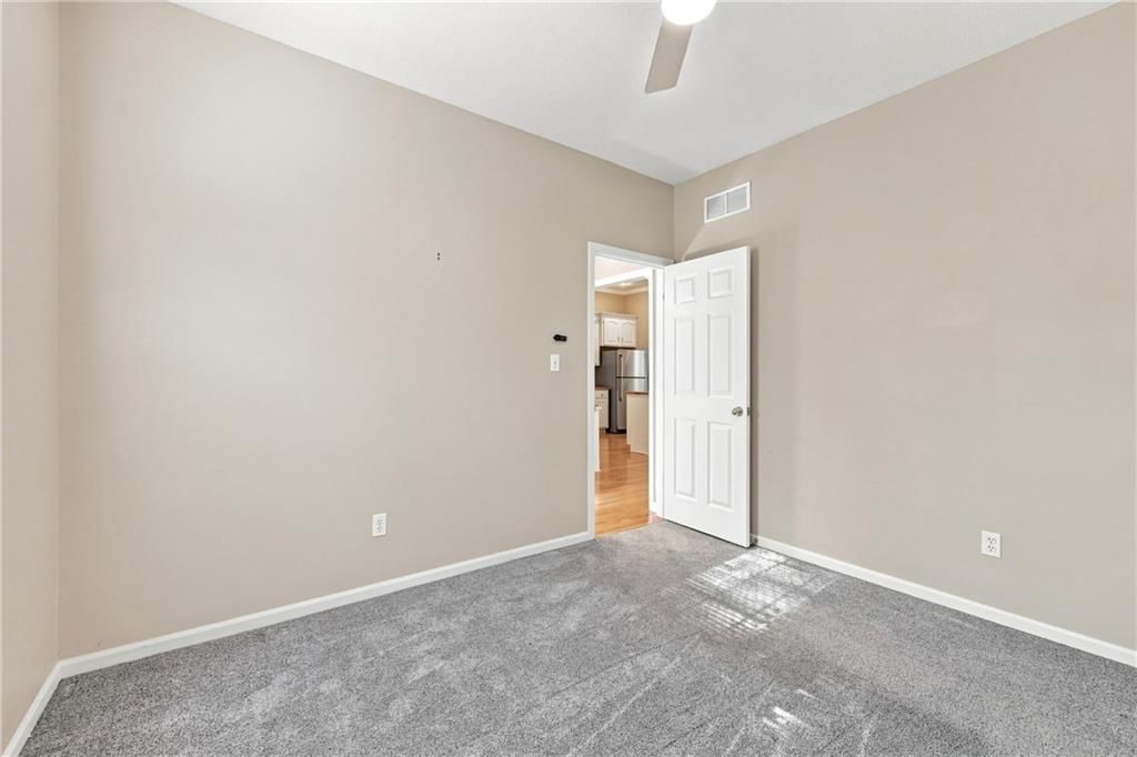 1403 NE Glenfield Court — photo 21