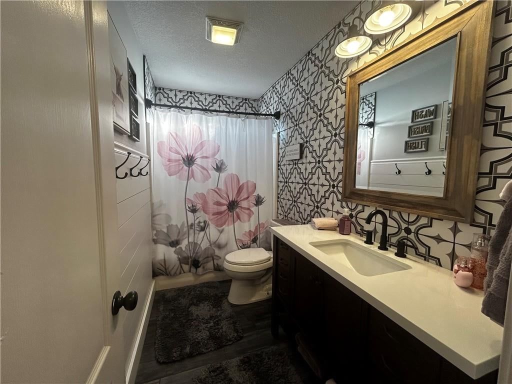 110 S Eastglen Drive — photo 7