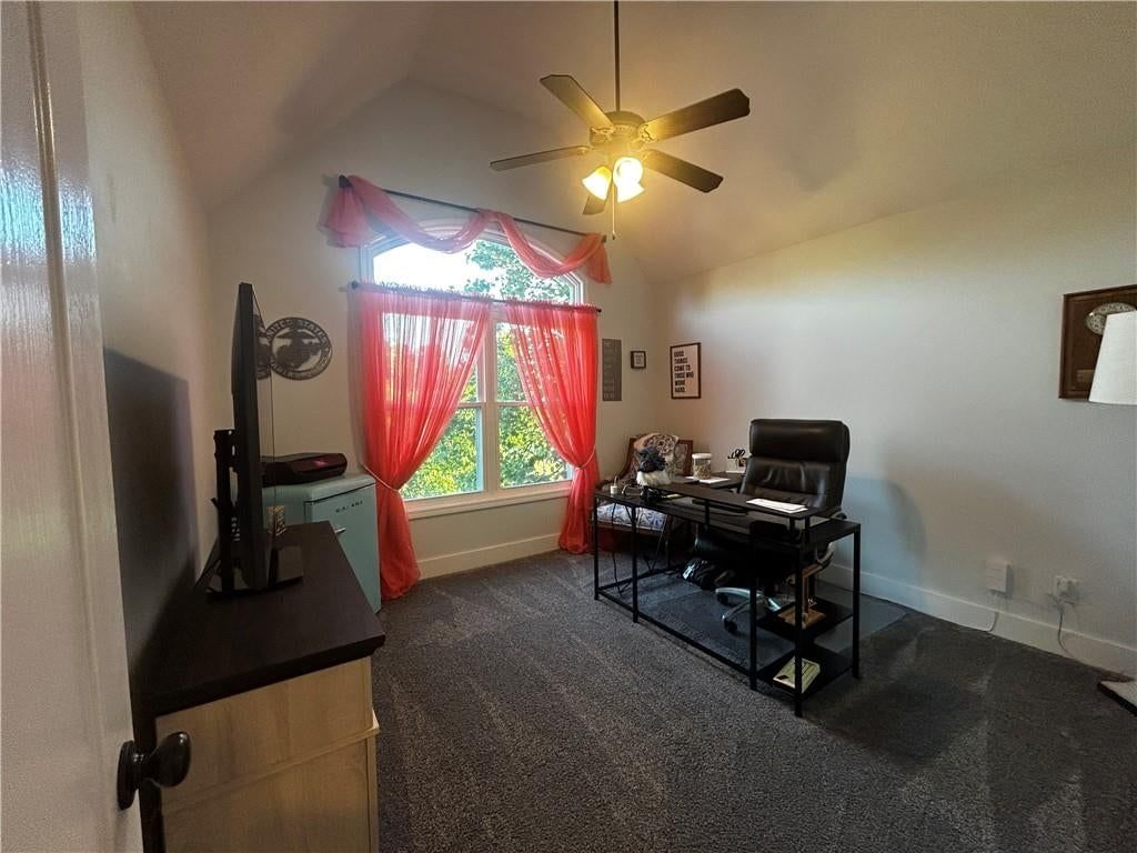 110 S Eastglen Drive — photo 8