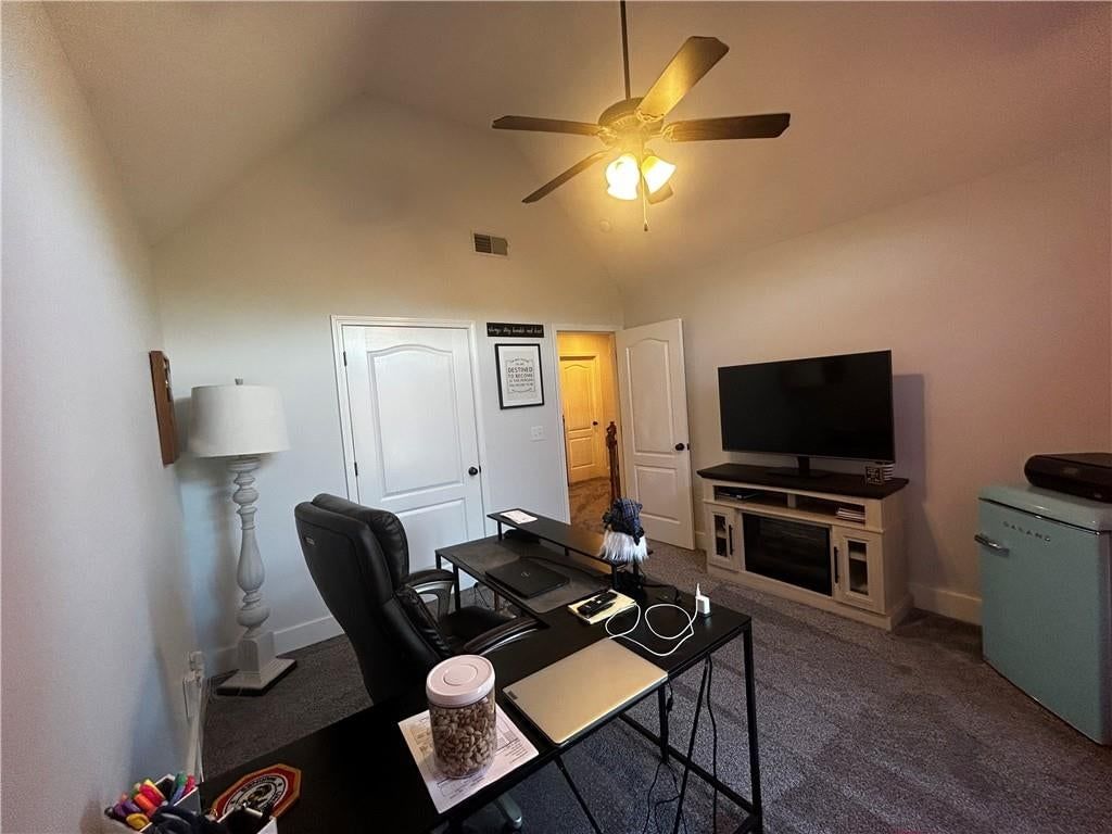 110 S Eastglen Drive — photo 9