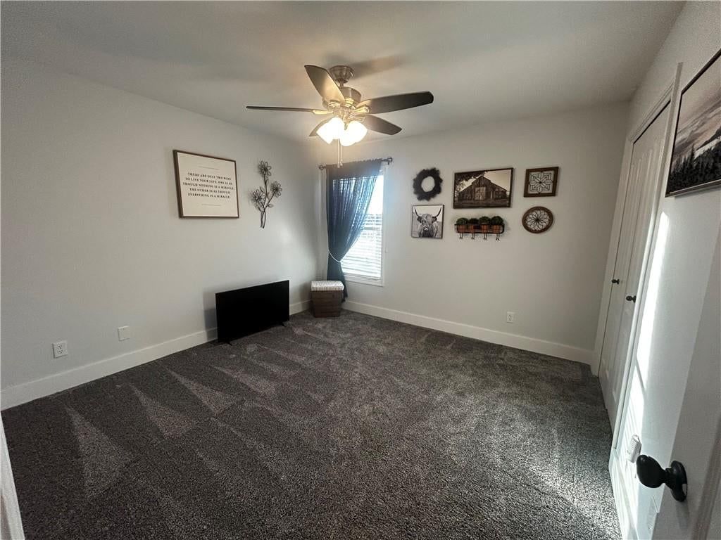 110 S Eastglen Drive — photo 12
