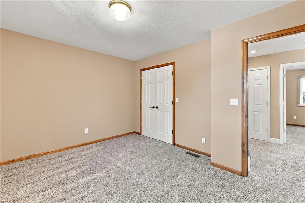 1136 SW Pacific Drive — photo 33