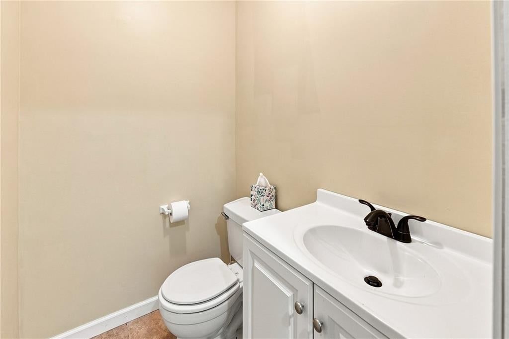 1136 SW Pacific Drive — photo 38