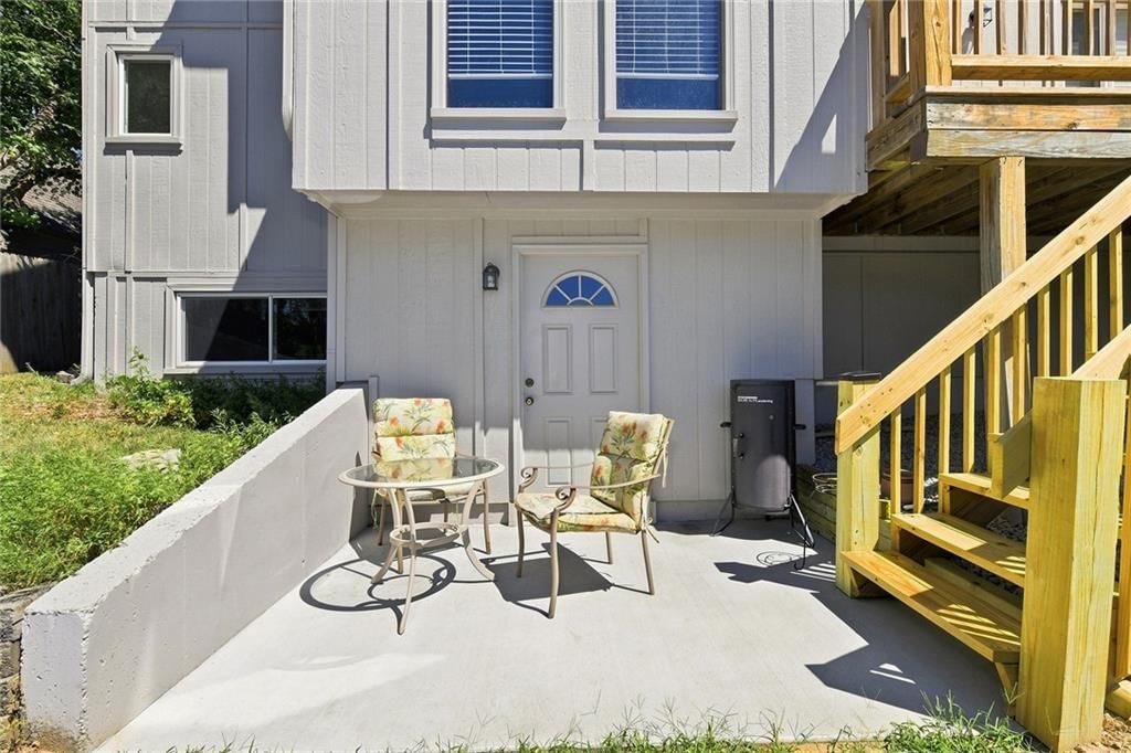 1136 SW Pacific Drive — photo 41