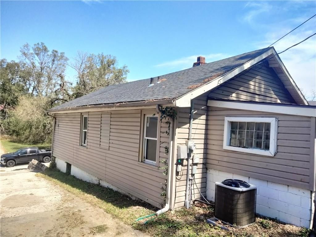 1057 Webster Avenue, Kansas City, KS: listing photo 3