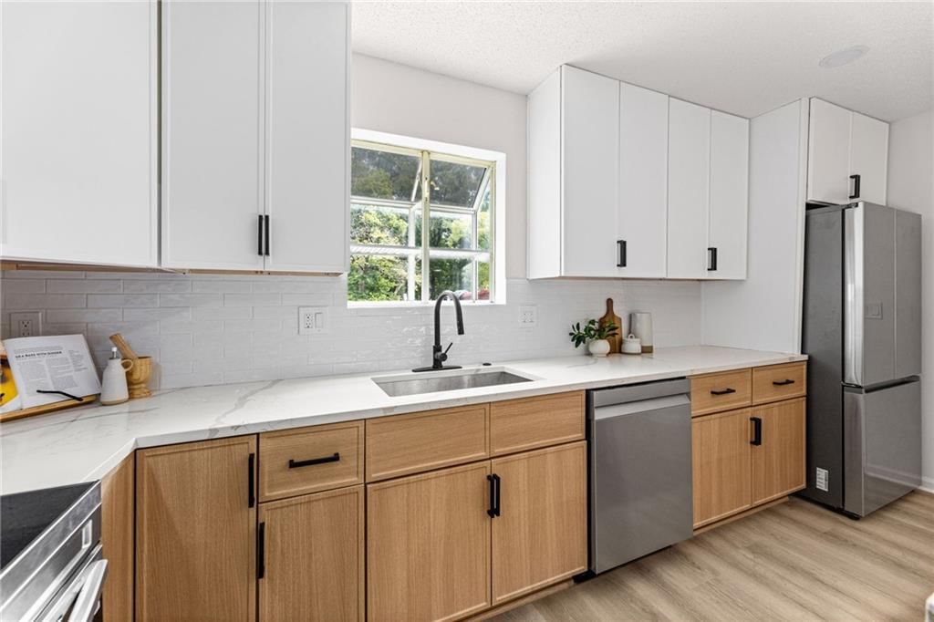 8300 Grant Avenue — photo 17