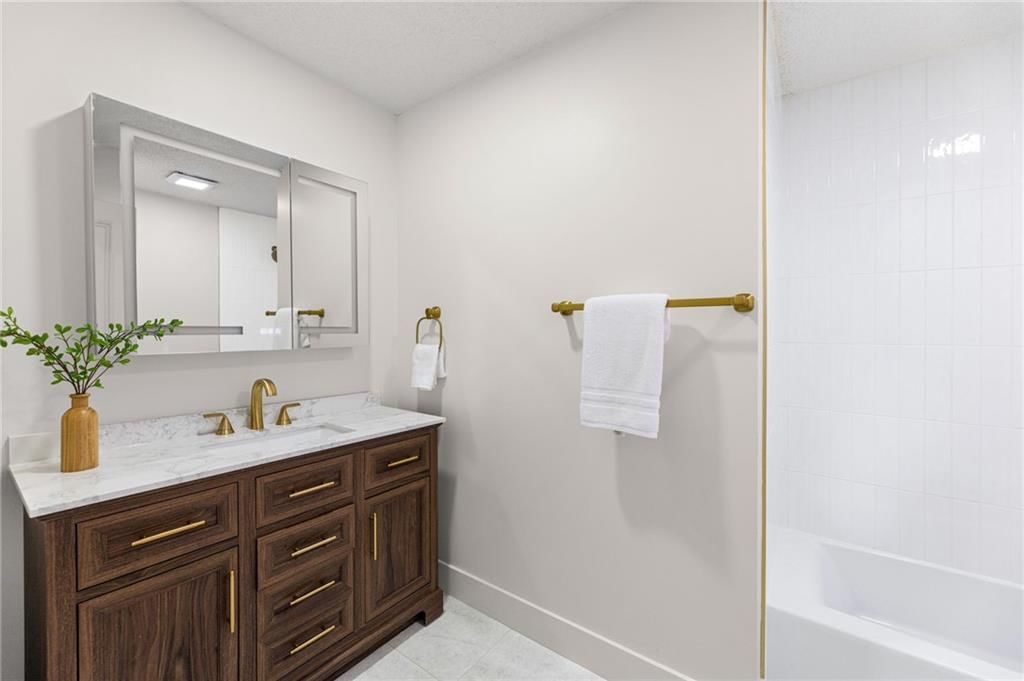 8300 Grant Avenue — photo 35