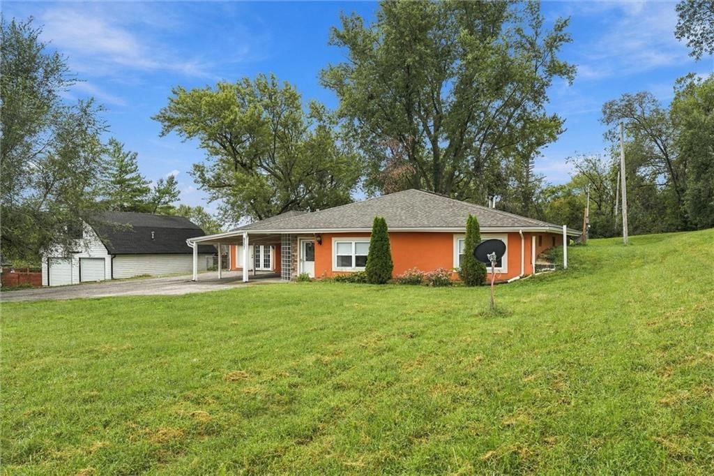 6207 Leavenworth Road — photo 5