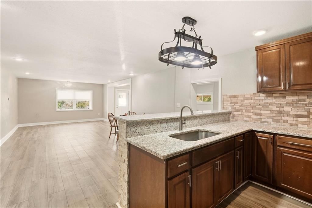 6207 Leavenworth Road — photo 10