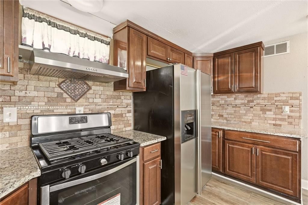 6207 Leavenworth Road — photo 12