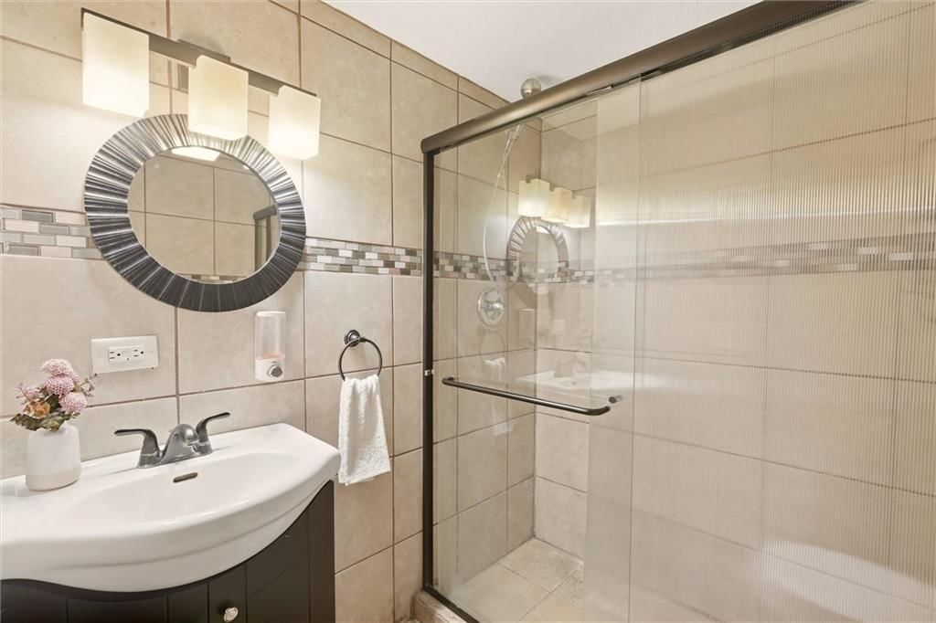 6207 Leavenworth Road — photo 17