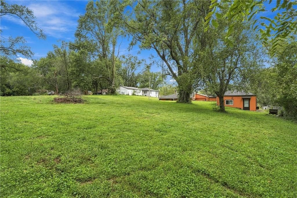 6207 Leavenworth Road — photo 28