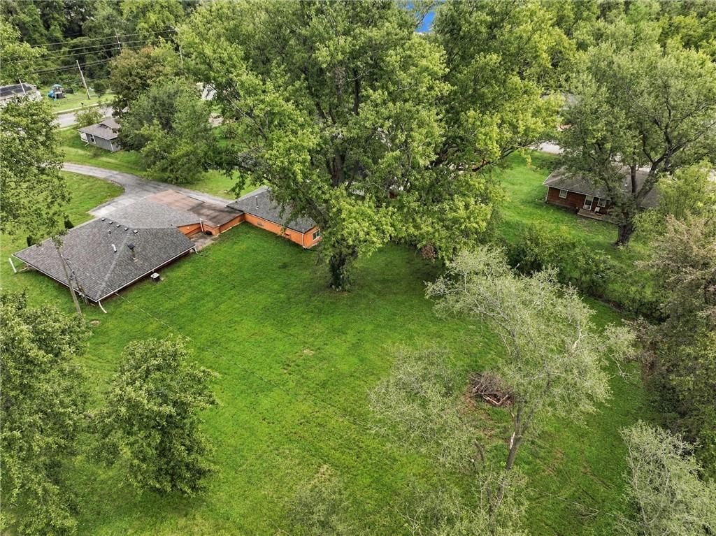 6207 Leavenworth Road — photo 31