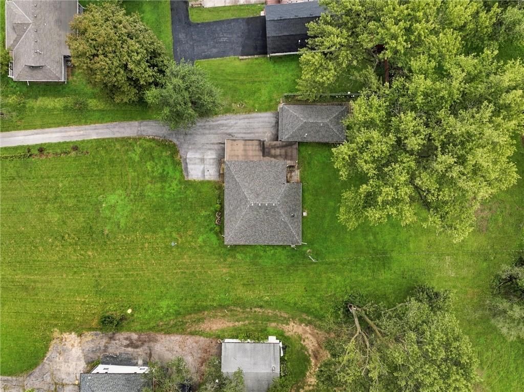 6207 Leavenworth Road — photo 32