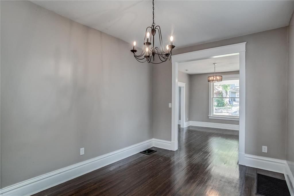 3300 Holmes Street — photo 9